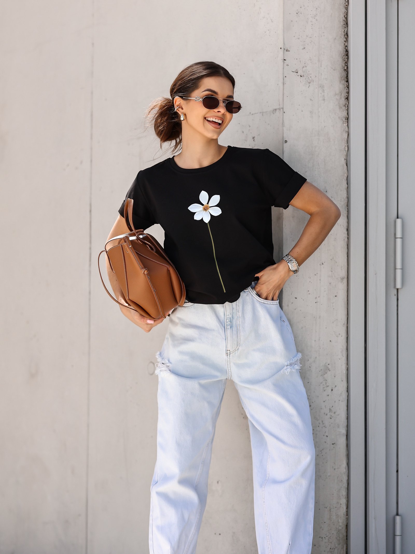 Marškinėliai Bloom Line / Juoda - Image 2